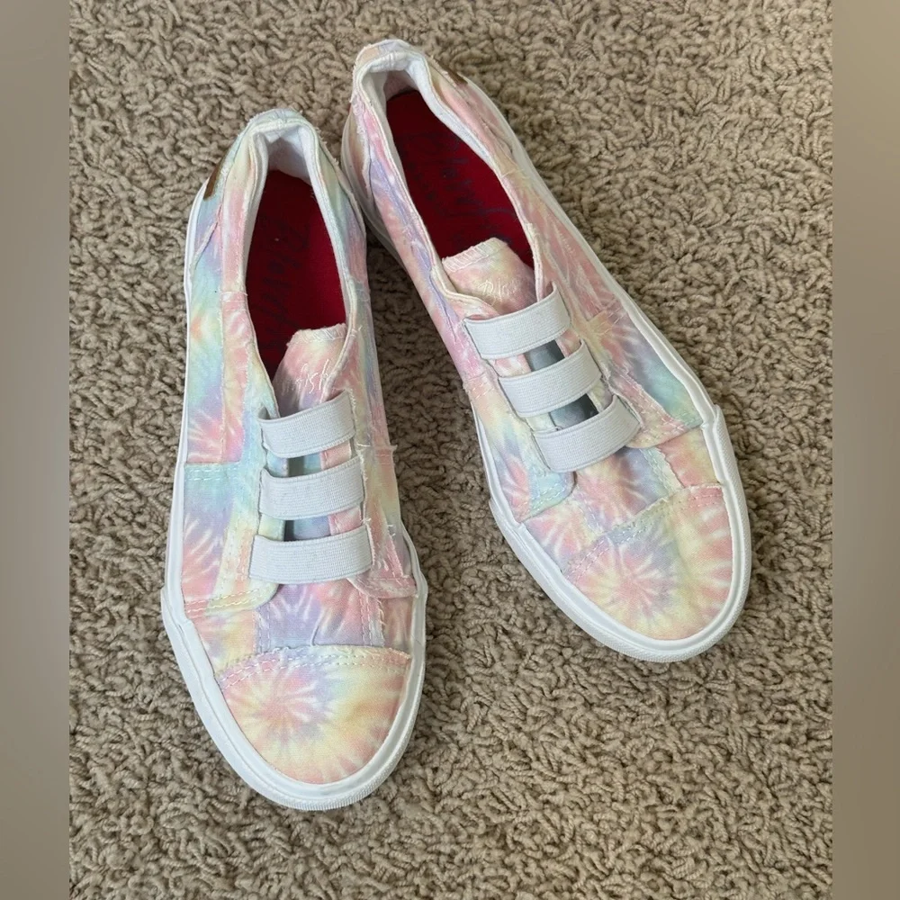 Blowfish Malibu Maura-K Girls Pastel Tie-Dye Canvas Slip On Sneakers Size 4